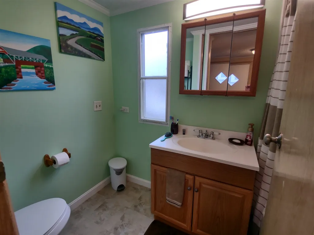 159 Merrimac Circle Hartford VT 05001