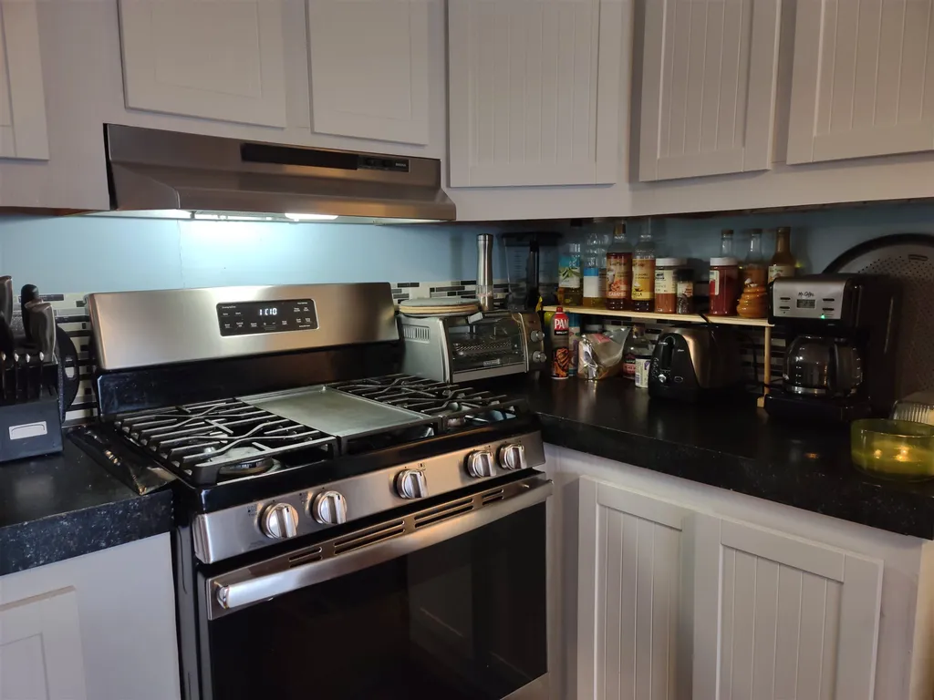 159 Merrimac Circle Hartford VT 05001