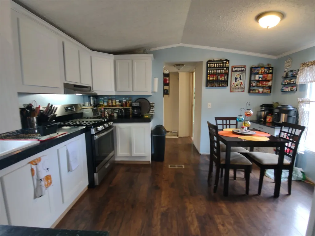 159 Merrimac Circle Hartford VT 05001