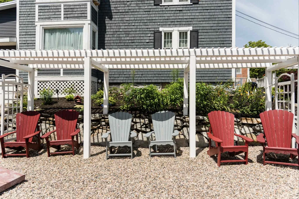54 Center Street Wolfeboro NH 03894