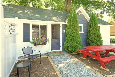 54 Center Street Wolfeboro NH 03894