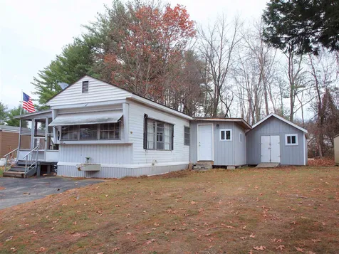 9 Buddy Street Hooksett NH 03106