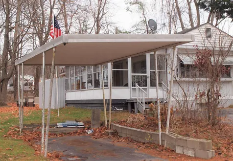 9 Buddy Street Hooksett NH 03106