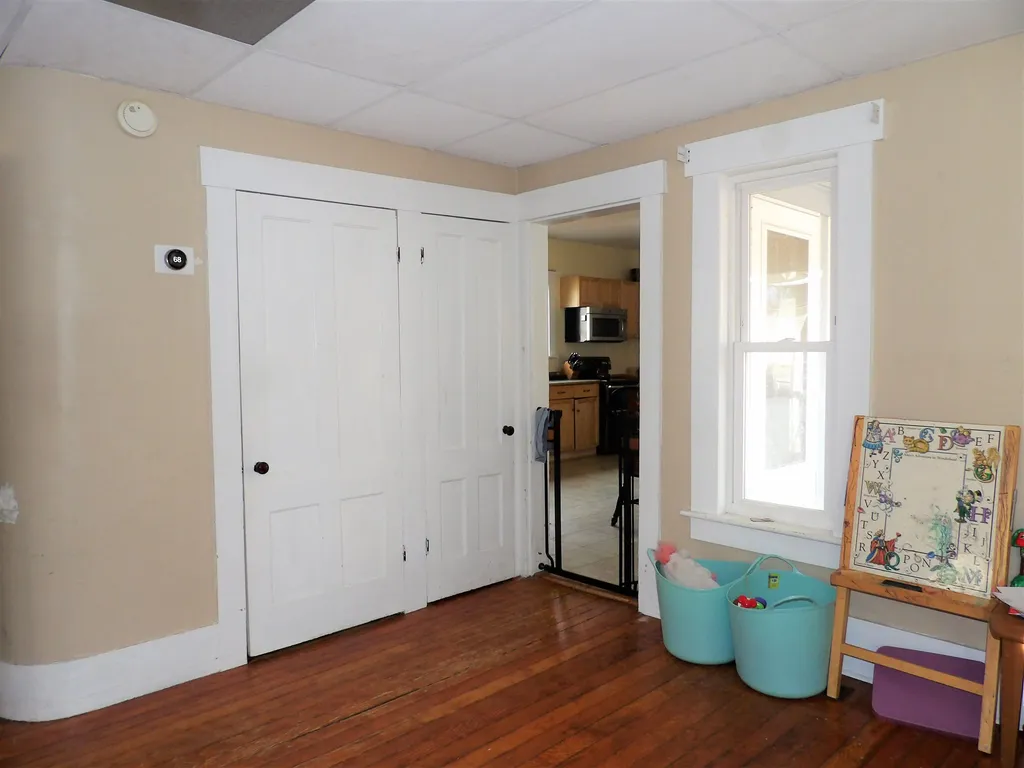 40 Oak Street Franklin NH 03235