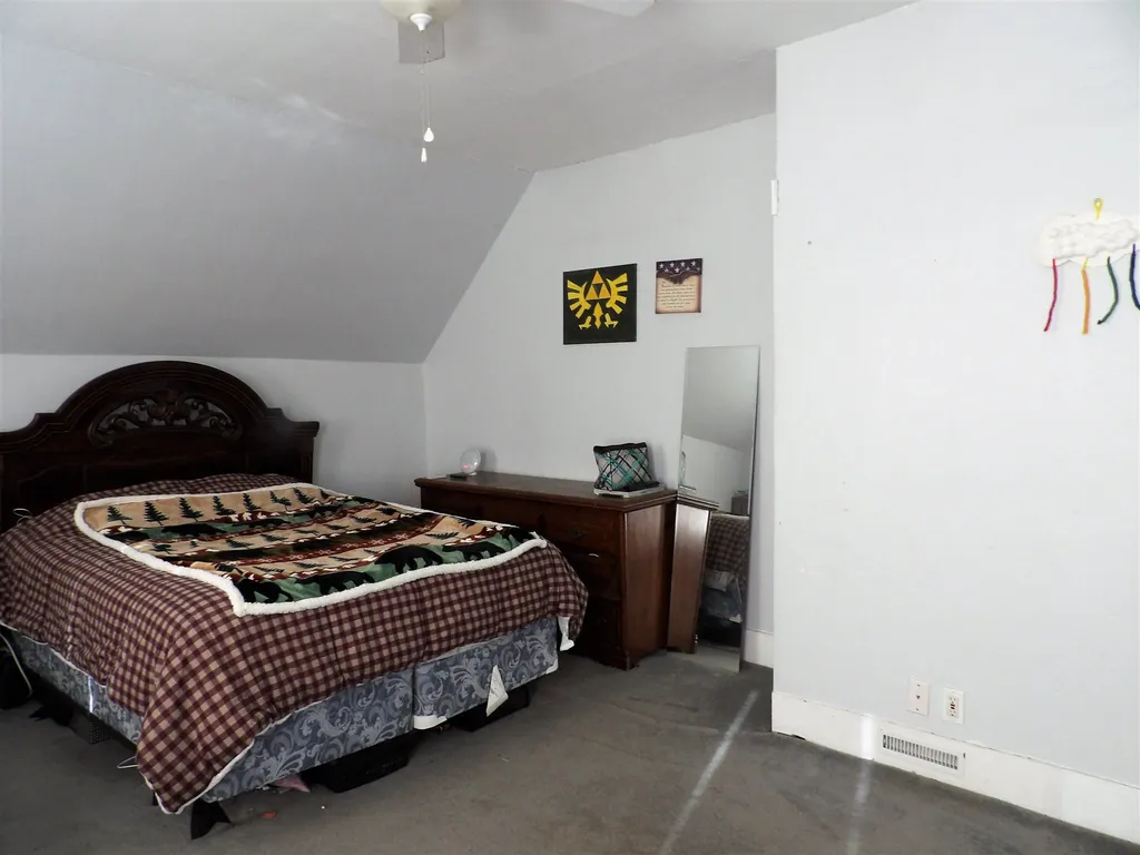 40 Oak Street Franklin NH 03235