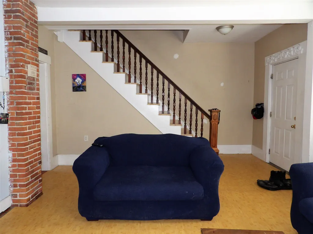 40 Oak Street Franklin NH 03235