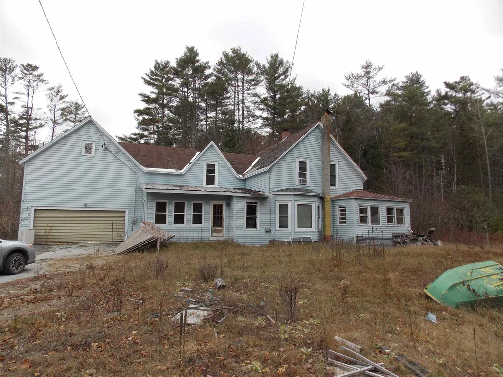 61 Mckennon Drive Ryegate VT 05069