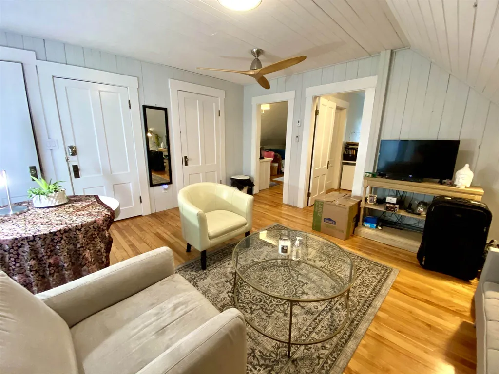 8 Summit Avenue Laconia NH 03246
