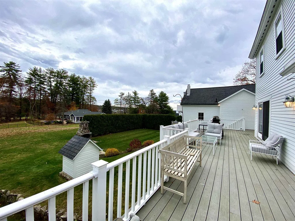 8 Summit Avenue Laconia NH 03246