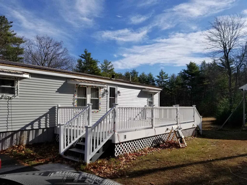 1063 Meaderboro Road Farmington NH 03835