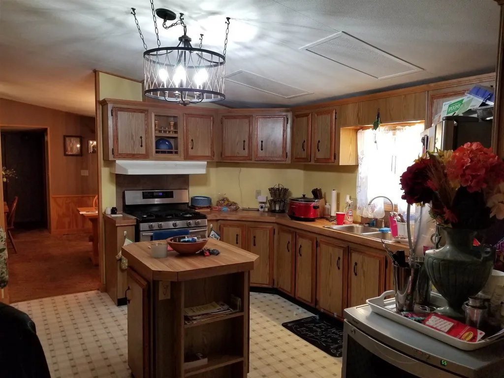 1063 Meaderboro Road Farmington NH 03835