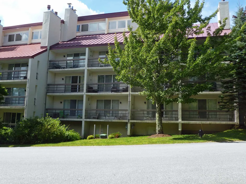 Unit 11 161 Mountainside Drive Warren VT 05674