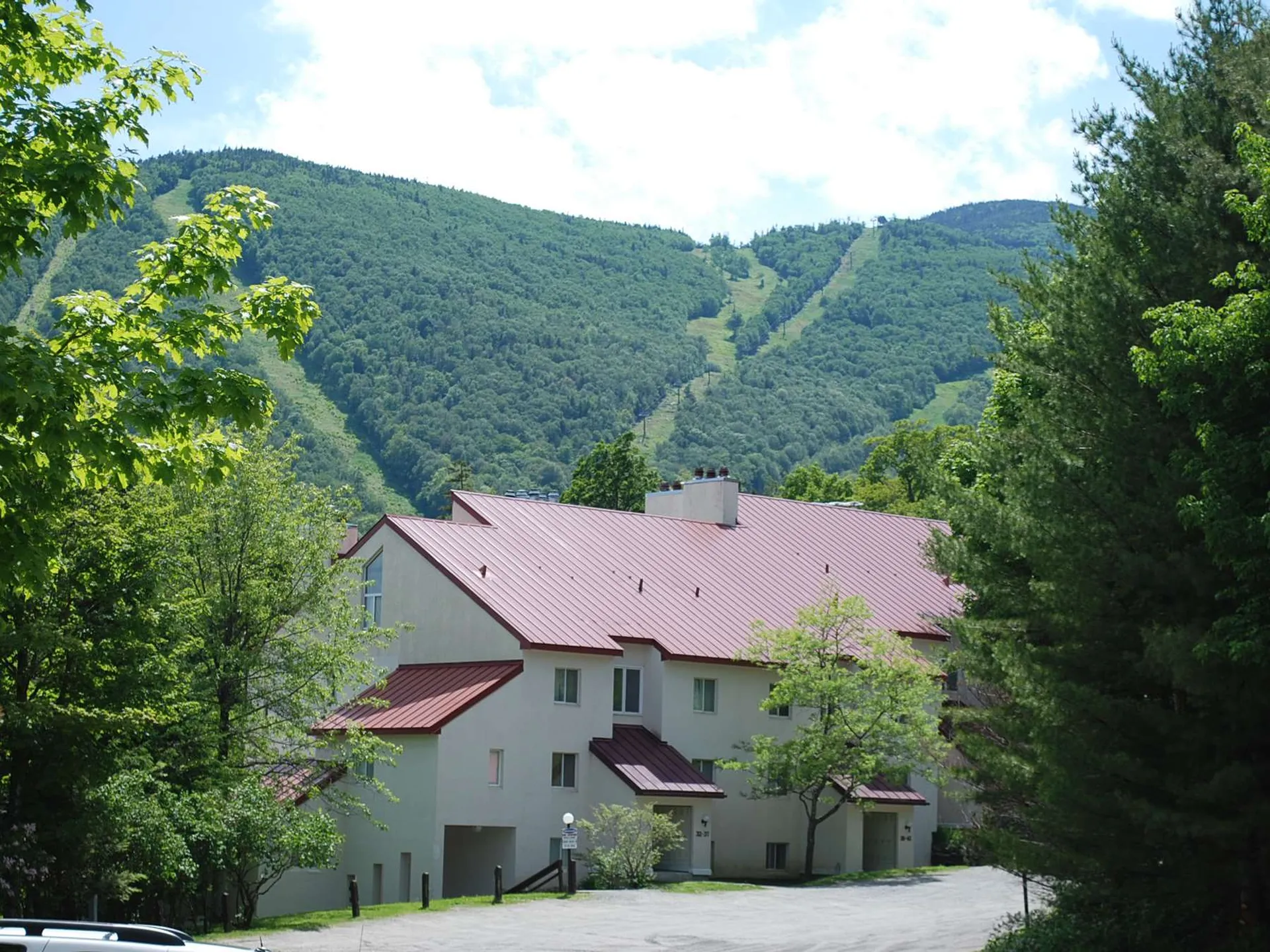 Unit 11 161 Mountainside Drive Warren VT 05674