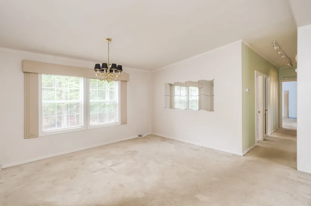 5 Murray Drive Rochester NH 03868