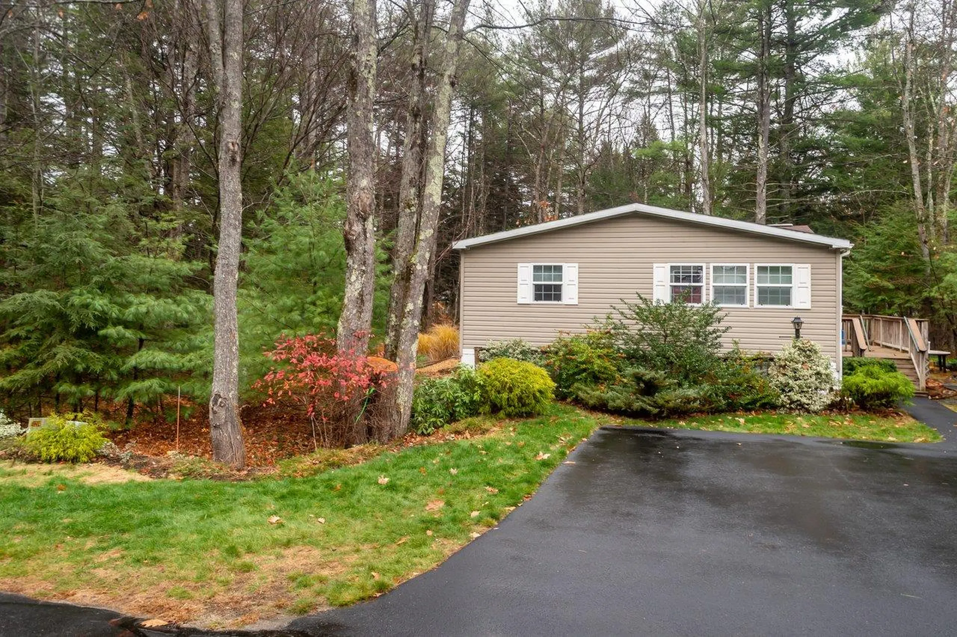 5 Murray Drive Rochester NH 03868