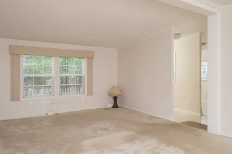5 Murray Drive Rochester NH 03868