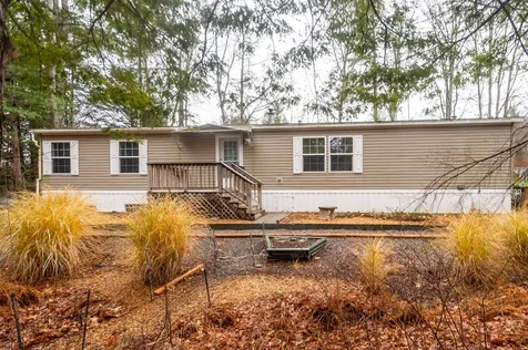5 Murray Drive Rochester NH 03868