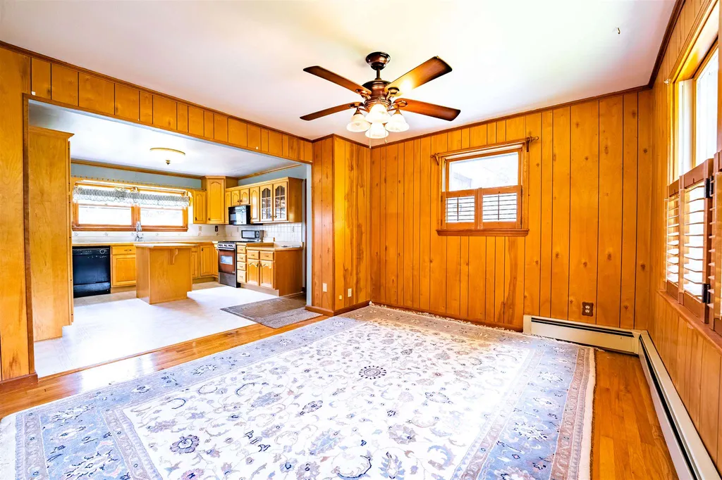 422 Browns Trace Jericho VT 05465