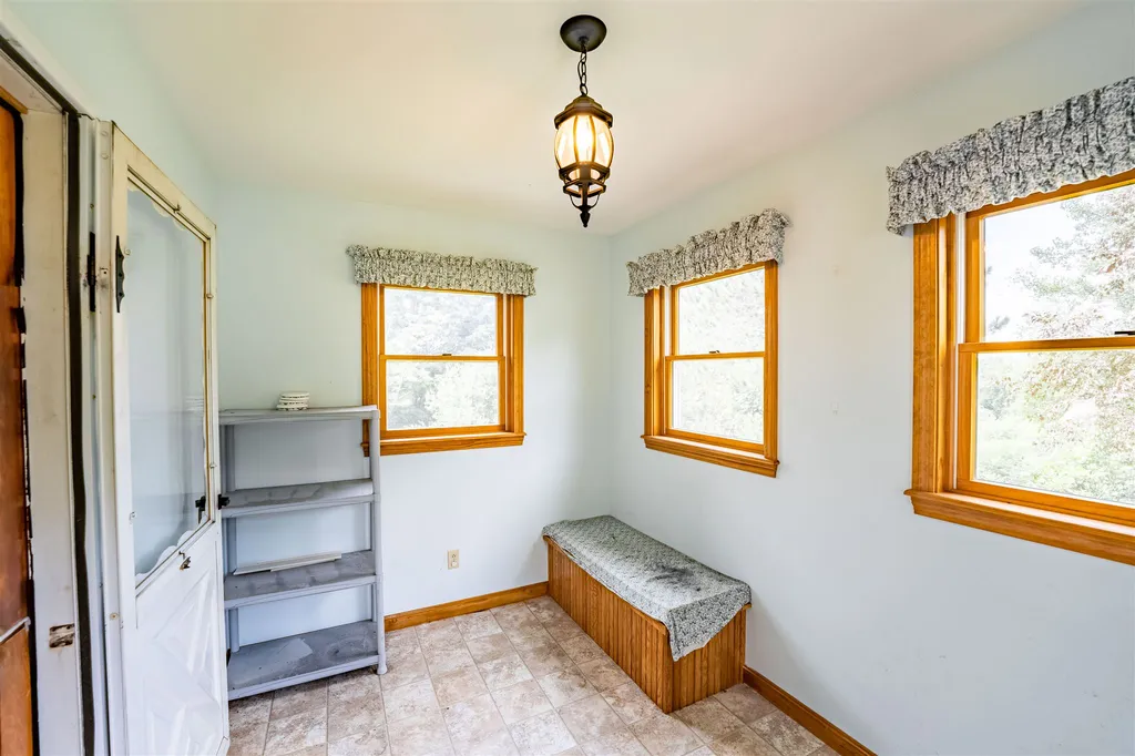 422 Browns Trace Jericho VT 05465