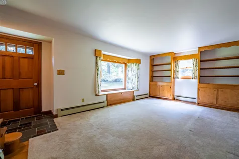 422 Browns Trace Jericho VT 05465