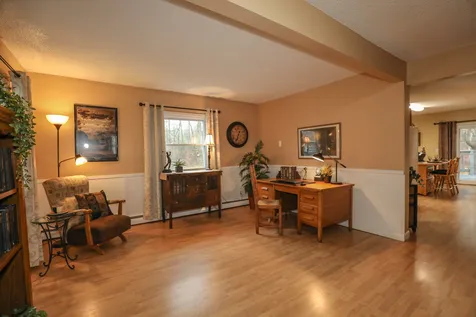 677 Walnut Street Manchester NH 03104