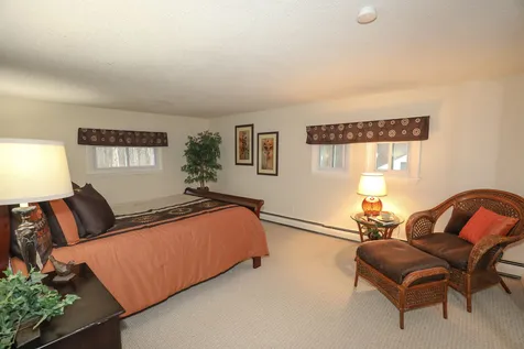 677 Walnut Street Manchester NH 03104