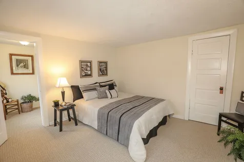 677 Walnut Street Manchester NH 03104