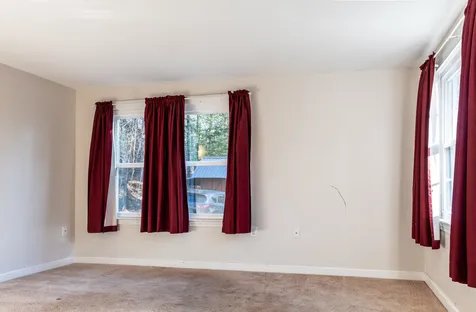 31 Hemlock Road Barnstead NH 03218