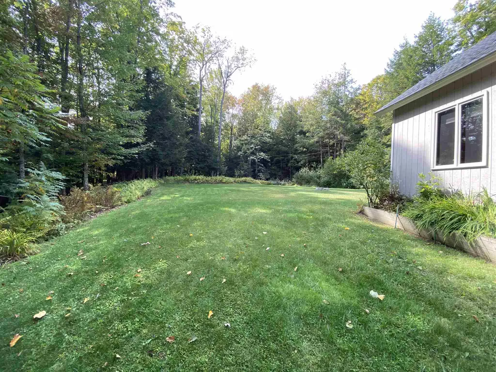 1593 Marsh Family Road Hartford VT 05001