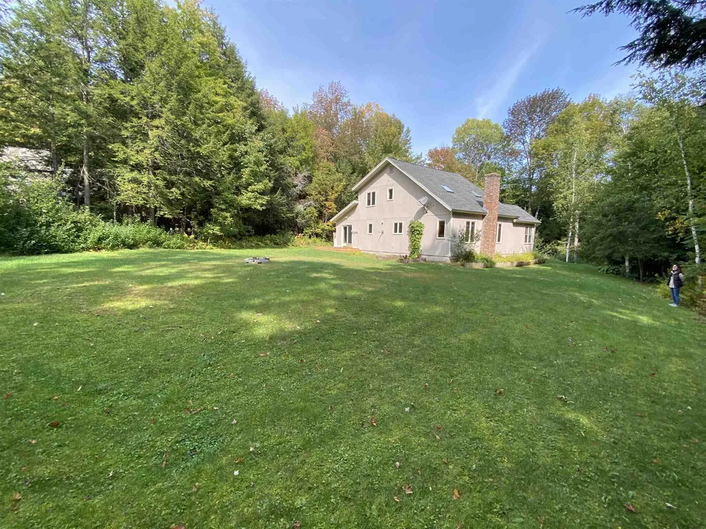 1593 Marsh Family Road Hartford VT 05001