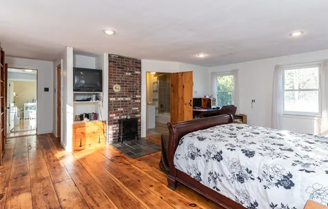 7 Old Deerfield Road Candia NH 03034