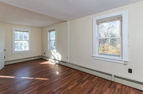 7 Old Deerfield Road Candia NH 03034
