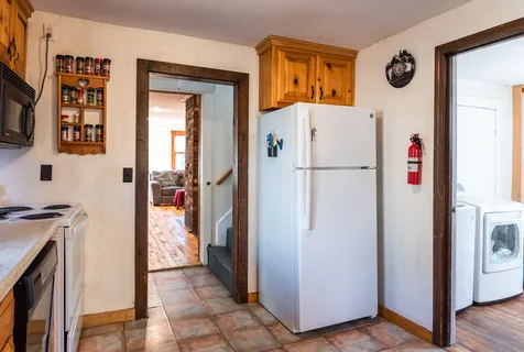 7 Old Deerfield Road Candia NH 03034