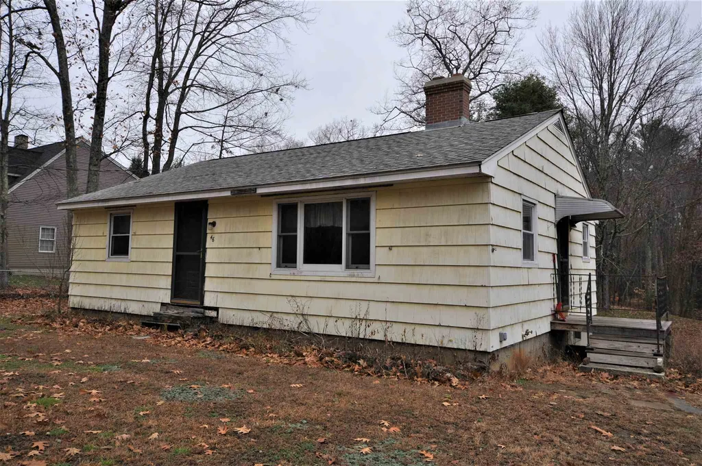 46 Danville Road Fremont NH 03044