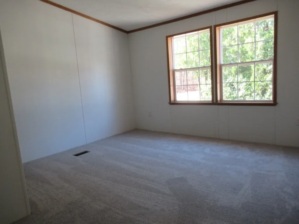 1 Mountain View Lane Northwood NH 03261