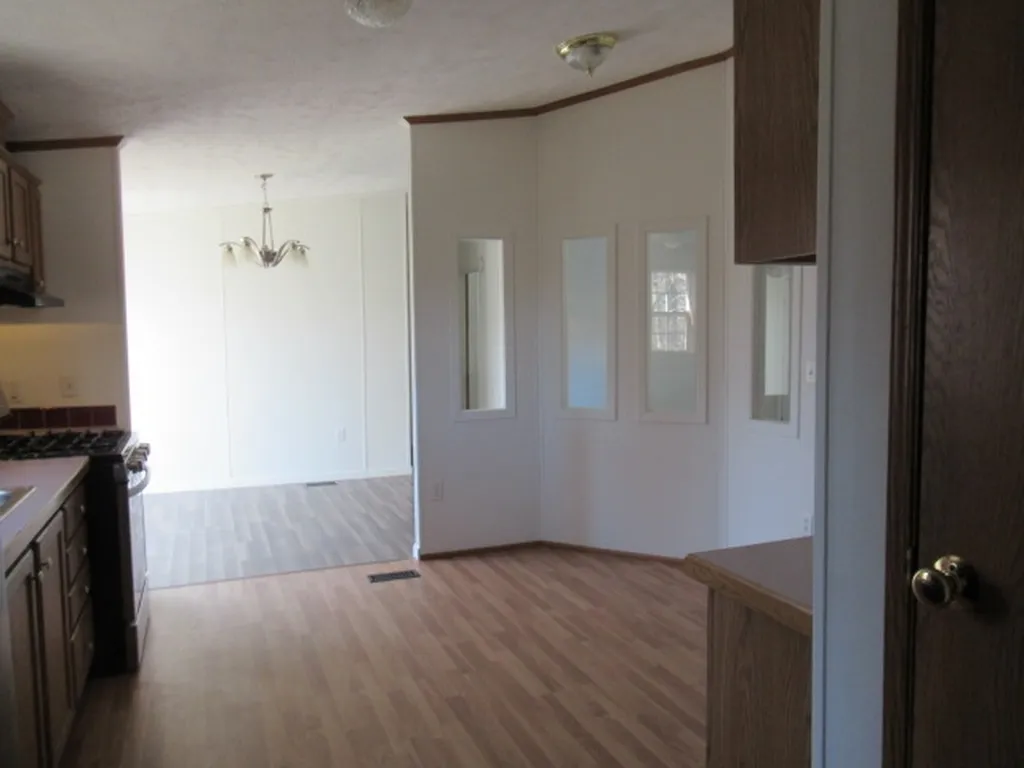 1 Mountain View Lane Northwood NH 03261