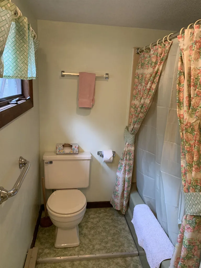 2288 Nh Route 175 Thornton NH 03285