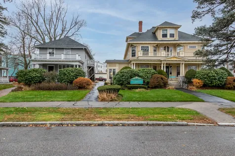 226 Coolidge Avenue Manchester NH 03102
