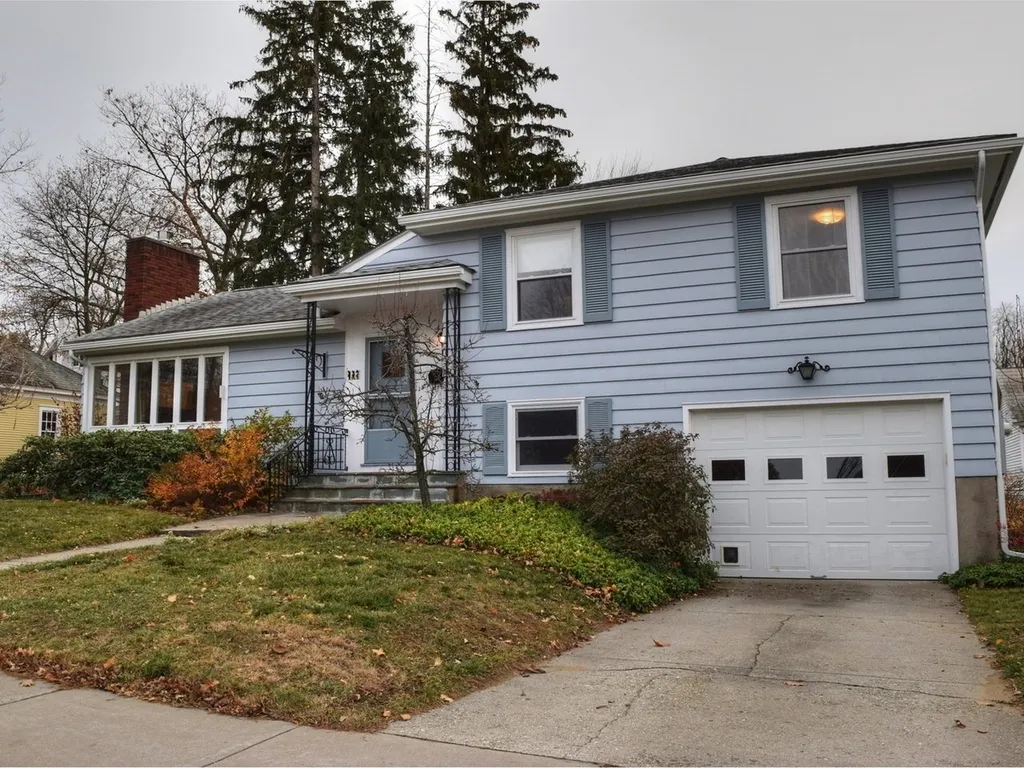 147 Birchcliff Parkway Burlington VT 05401
