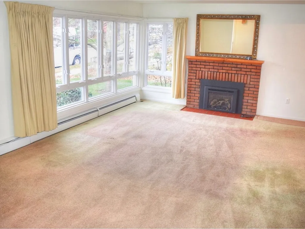 147 Birchcliff Parkway Burlington VT 05401