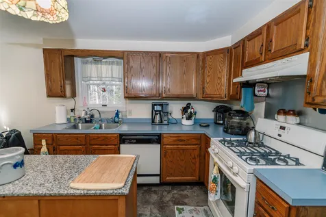 80 Knotty Knoll Circle Farmington NH 03835