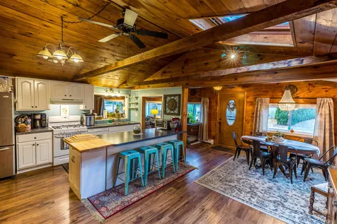 2 Maple Lane Raymond NH 03077