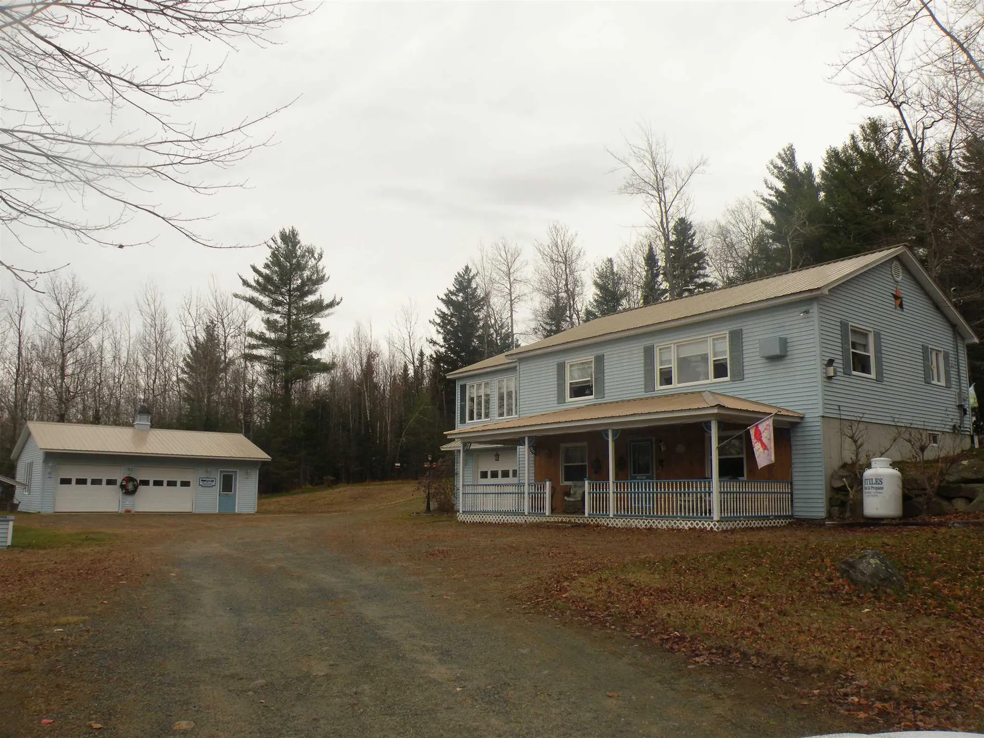 815 Lennon Road Carroll NH 03598
