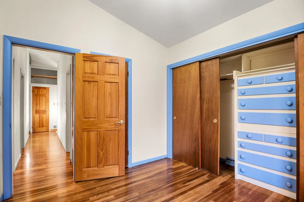 10 River Road North Hampton NH 03862