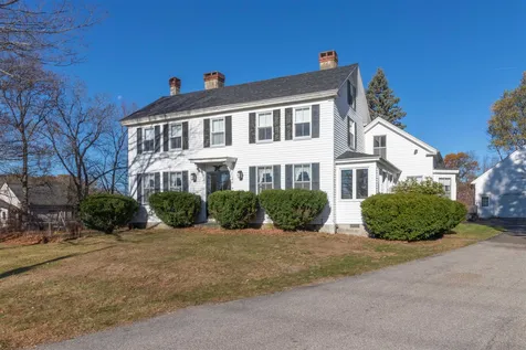 48 Emerson Avenue Hampstead NH 03841