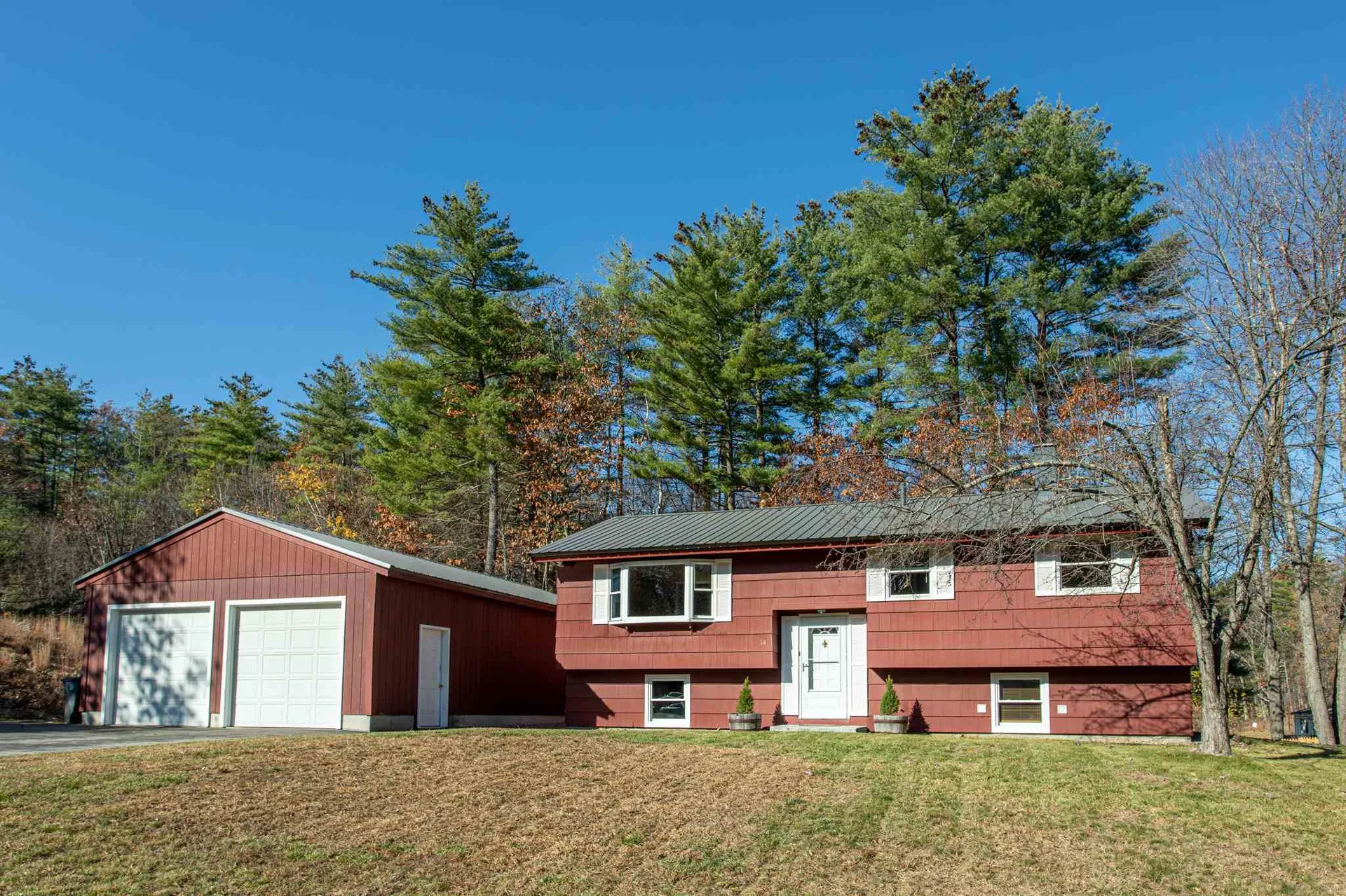 14 Summit Drive Hooksett NH 03106