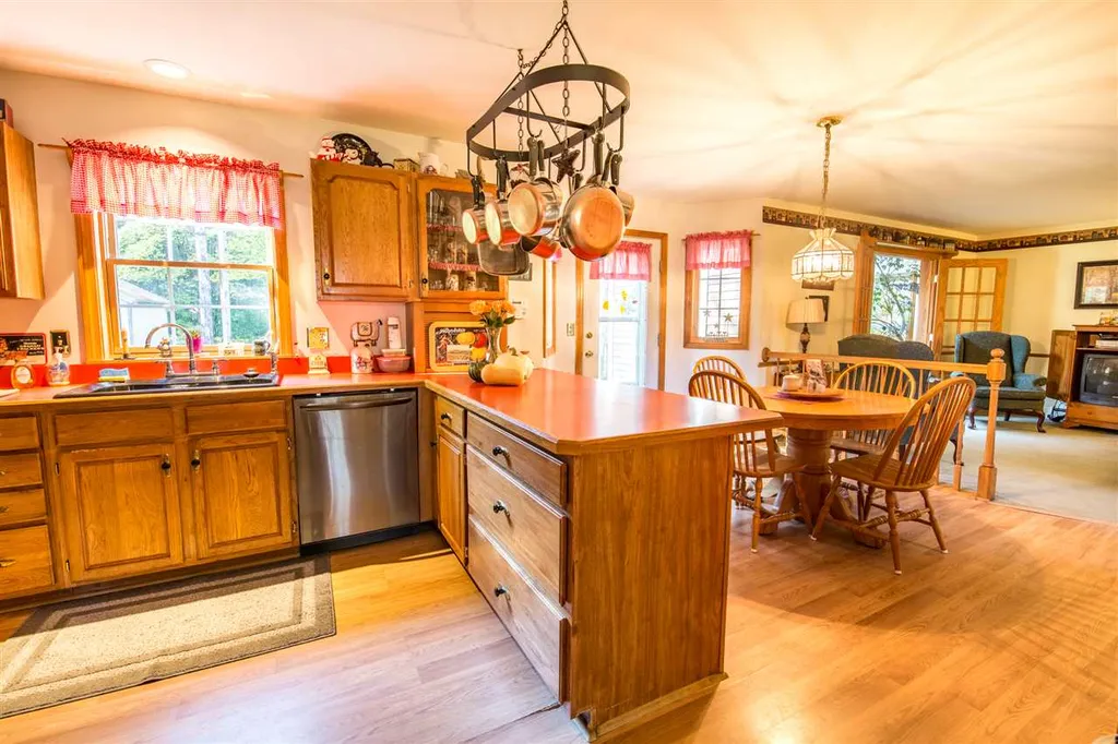 222 Tamarack Drive Williston VT 05495
