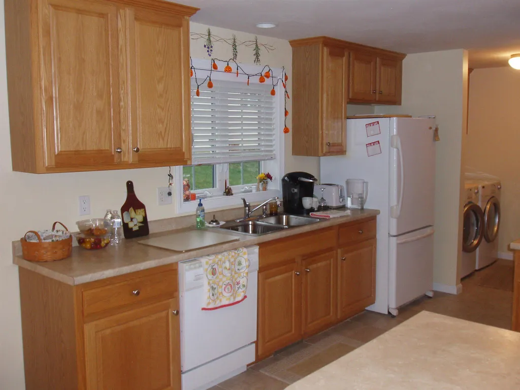 6 Dogwood Drive Hooksett NH 03106-1455