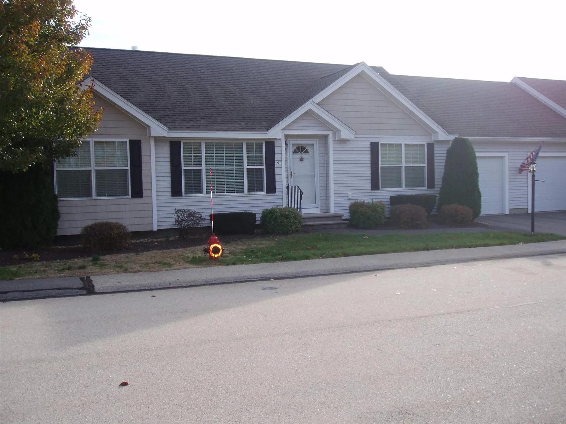 6 Dogwood Drive Hooksett NH 03106-1455
