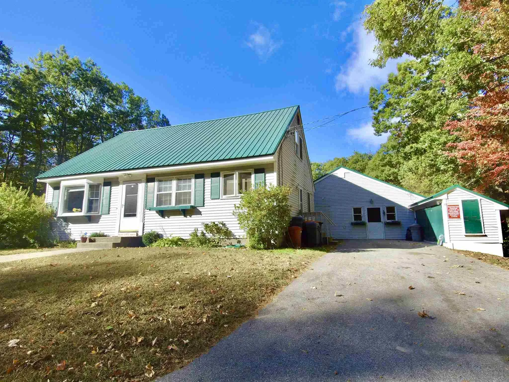 823 Candia Road Chester NH 03036